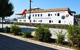Hotel Plutitor Carpatia St. Constantin